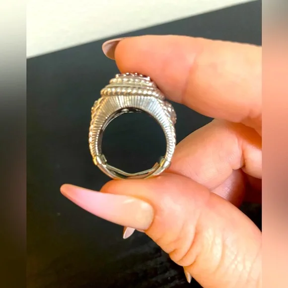 Judith Ripka Pink Sapphire& sterling silver Square Shape Ring- size 6.5 - Picture 4 of 6